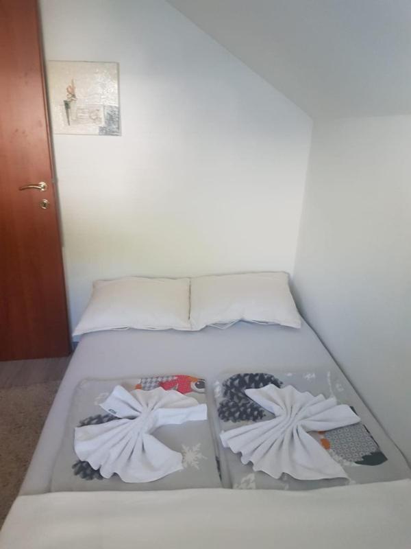 Apartman Salus 图兹拉 外观 照片